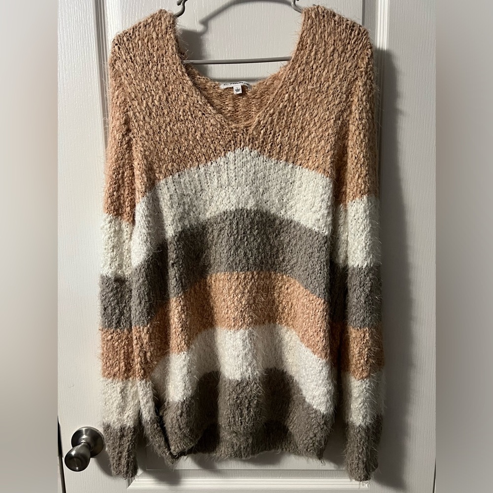 Women’s Sweater Size Large